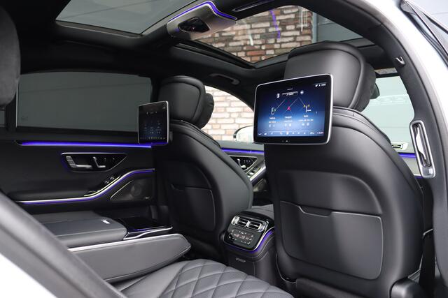 Mercedes-Benz S-KLASSE 580 e 4MATIC Lang AMG Line | Airmatic | Achterasbesturing | Premium Entertainment Achter | HUD | Distronic+ | Burmester | Exclusief Nappa Leder | 3D-Display | Vlakkenverwarming | Zonweringspakket |