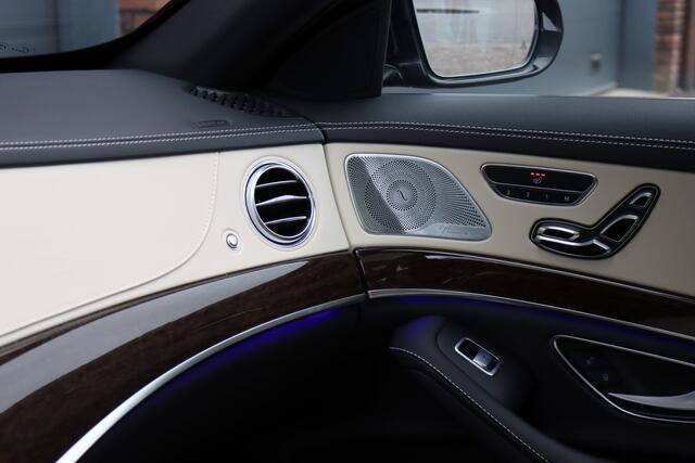 Mercedes-Benz S-KLASSE 560 AMG Line Premium | V8 | Active Body Control | Distronic+ | HUD | Panoramadak | Burmester | Nachtzicht | Intelligent Light System | Soft-Close | Keyless Go | Camera | Nappa Leder |