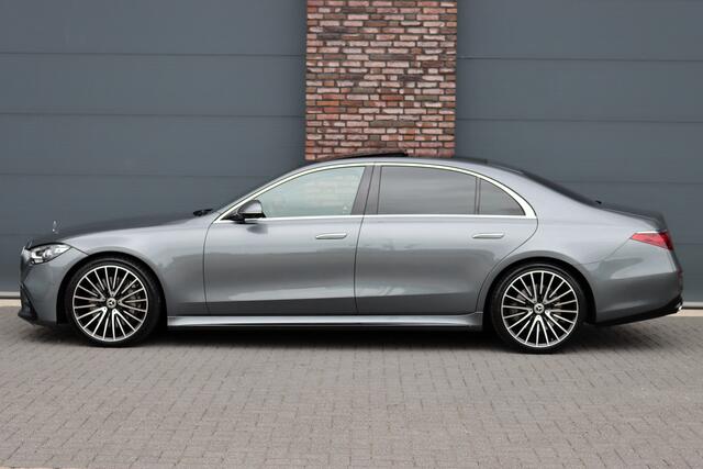 Mercedes-Benz S-KLASSE 500 4MATIC Lang AMG Line Aut9 | Airmatic | Achterasbesturing | Distronic+ | Massage | Stoelventilatie | Burmester | Memory | Digital Light | HUD | Soft-Close |