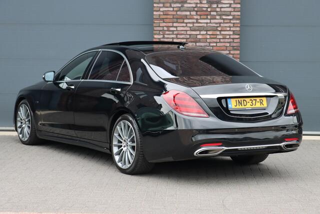 Mercedes-Benz S-KLASSE 560 e Lang AMG Line | Luchtvering | Distronic+ | Massage | Stoelventilatie | Panoramadak | Multibeam LED | Soft-Close | Keyless Go | HUD | Apple Carplay |