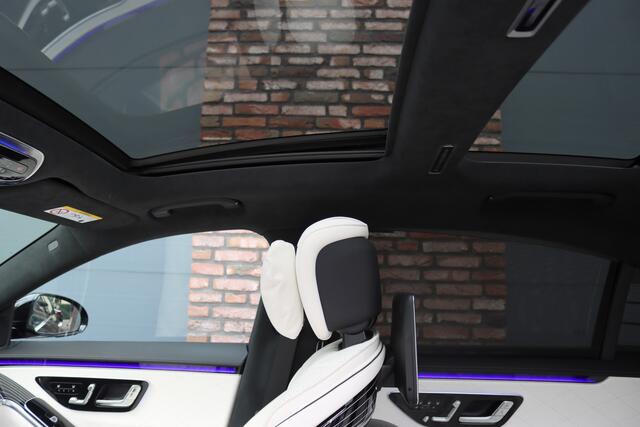 Mercedes-Benz S-KLASSE 580 e 4MATIC Lang AMG Line | Manufaktur | Airmatic | Chauffeurspakket | Achterasbesturing | Augmented HUD | Distronic+ | Burmester | Exclusief Nappa Leder | 3D-Display | Vlakkenverwarming | Zonweringspakket |