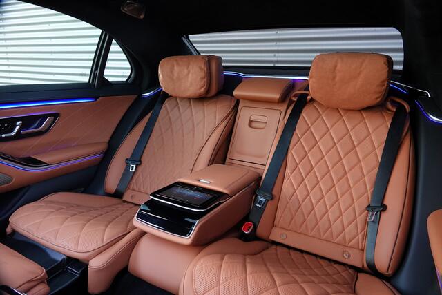 Mercedes-Benz S-KLASSE 580 4MATIC Lang AMG Line | Burmester 4D | Chauffeurspakket | Massage | Schermen | Achteras Besturing | | NP € 247585 |