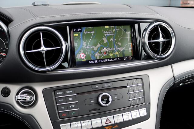 Mercedes-Benz SL-KLASSE 400 AMG Line Aut9 | Panoramadak | Harman&Kardon | Stoelverwarming/-ventilatie | Soft-Close | Intelligent Light System | Camera | Leder |