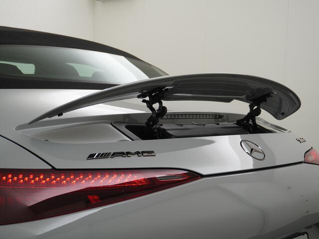 Mercedes-Benz SL-KLASSE 63 AMG 4Matic+ 585pk AMG 63 4Matic+ 585pk // Keramische remmen // BTW-auto // Neuslift // Alpin Grau // AMG Nightpakket II // Burmester // Achteras besturing
