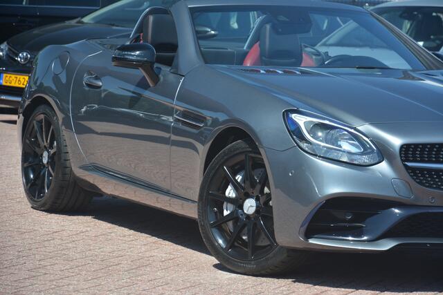 Mercedes-Benz SLC-KLASSE AMG 43 | Navigatie | Panorama VARIOdak | Cruise-control | Stoel en Nekverwarming | Camera | NL auto!! | Dealer onderhouden |