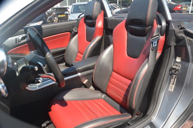 Mercedes-Benz SLC-KLASSE AMG 43 | Navigatie | Panorama VARIOdak | Cruise-control | Stoel en Nekverwarming | Camera | NL auto!! | Dealer onderhouden |