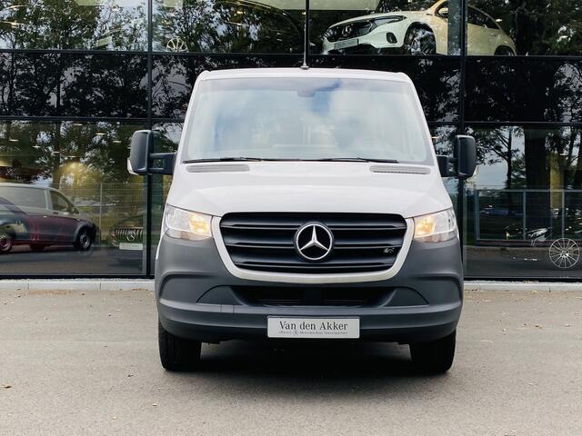 Mercedes-Benz SPRINTER 316 CDI L3 RWD 164PK Dubbele Cabine Open Laadbak (340cm) DoKa 121km // Passagiersbank // 7-Persoons // Comfort Stoel // MBUX Touchscreen // Airco // Apple Carplay