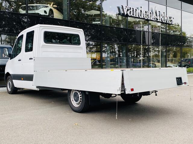 Mercedes-Benz SPRINTER 316 CDI L3 RWD 164PK Dubbele Cabine Open Laadbak (340cm) DoKa 121km // Passagiersbank // 7-Persoons // Comfort Stoel // MBUX Touchscreen // Airco // Apple Carplay