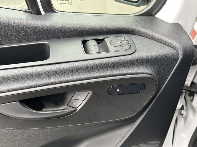 Mercedes-Benz SPRINTER 317 CDI L2 H2 MBUX / Navigatie / Camera / Parkeersensoren / Cruise control / Airco / 270 Graden achterdeuren