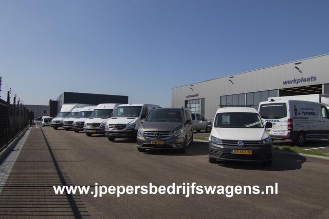 Mercedes-Benz SPRINTER 317 CDI L2 H2 Automaat / MBUX / Camera / Carplay navigatie / Cruise control / Airco / 270 Graden achterdeuren
