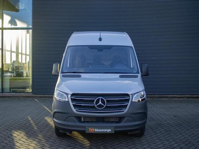 Mercedes-Benz SPRINTER 317 1.9 CDI L3H2 RWD 170 PK Automaat Trekhaak 3,5T, navigatie, led koplampen, hydraulische stoel, cruise control, achteruitrijcamera, bijrijdersbank