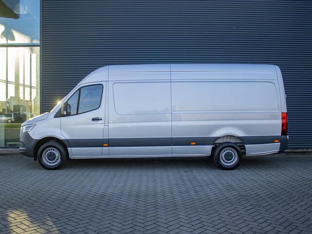 Mercedes-Benz SPRINTER 317 1.9 CDI L3H2 RWD 170 PK Automaat Trekhaak 3,5T, navigatie, led koplampen, hydraulische stoel, cruise control, achteruitrijcamera, bijrijdersbank