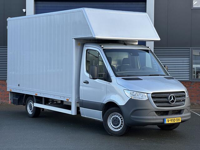 Mercedes-Benz SPRINTER 314 2.2 CDI L3 EURO VI-D/ Bakwagen/ Automaat!/ Elek.Laadklep/ 3-Pers/ Camera/ Android Auto/ Flippers/ Grootlichtassistent/ Keyless GO/ Airco/ Navi/ Cruise/ Bluetooth/ Multi.Stuur/ Elek.Pakket/ Regensensor.