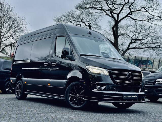 Mercedes-Benz SPRINTER 319 CDI | Automaat | Black Editon | Leer | Adapt Cruise | Trekhaak 3500kg. | LED Koplampen | Camera | BPM vrij!