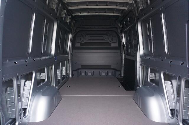Mercedes-Benz SPRINTER 319CDI Select L2H2 10.25" Mbux, ACC, LED, 17" LM!! NR. *556*
