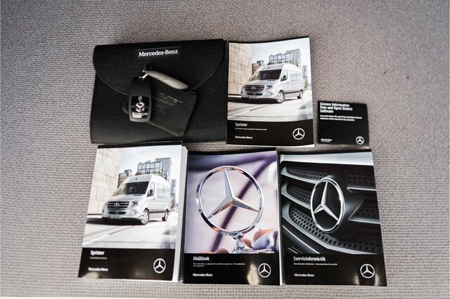 Mercedes-Benz SPRINTER 319 1.9 CDI L2H1 Distronic Camera Trekhaak 3.5T