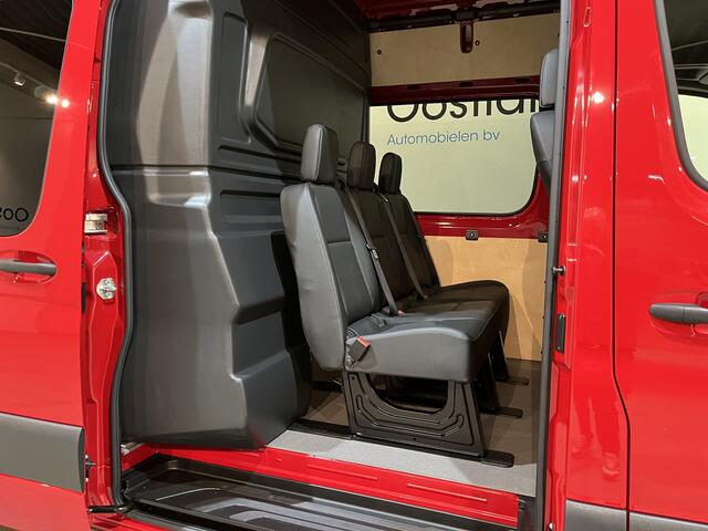 Mercedes-Benz SPRINTER 317 CDI L3H2 DC Dubbel Cabine RWD Automaat / Euro 6 / Airco / Trekhaak 3500 KG / Cruise Control / Camera / CarPlay / Leder / 8.200 KM !!