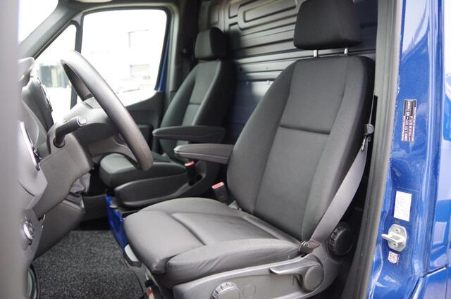 Mercedes-Benz SPRINTER 316 2.2 CDI L2H1 TREKHAAK, MBUX 10,25'', CRUISE, STOELVERWARMING, CLIMA, NAVI, DUBBELE CABINE LEVERBAAR