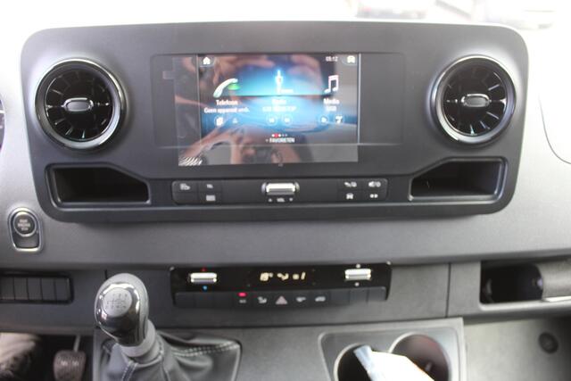Mercedes-Benz SPRINTER 517 CDI L3 Bakwagen met laadklep Dhollandia klep 1000 KG, Extra accu met relais, N63 Poelie
