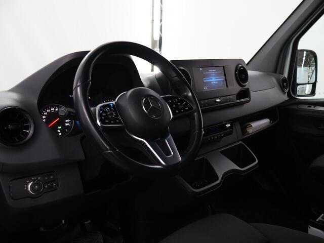 Mercedes-Benz SPRINTER 314 CDI L2 H2 | Aut. | Navigatie | Parkeercamera | 2-zits | Trekhaak | Airco | Cruise Control | Parkeercamera |