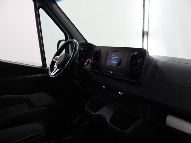 Mercedes-Benz SPRINTER 314 CDI L2 H2 | Aut. | Navigatie | Parkeercamera | 2-zits | Trekhaak | Airco | Cruise Control | Parkeercamera |