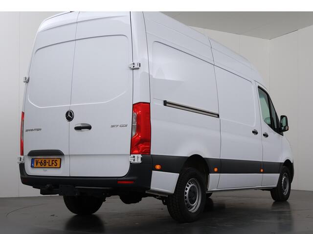 Mercedes-Benz SPRINTER 317 CDI L2 H2 | Aut. | 2800 KG AHW | Carplay | Parkeercamera | Bluetooth | Airco | Certified