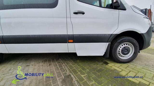 Mercedes-Benz SPRINTER Rolstoelbus voorinstap 2025