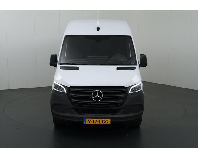 Mercedes-Benz SPRINTER 317 CDI L2 H2 | Aut. | 3500 KG Trekhaak | LED | 3-zits | Parkeercamera | Cruise Control | Certified