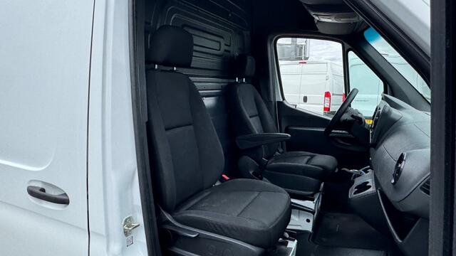 Mercedes-Benz SPRINTER 311 CDI 84KW 114PK L3H2 AUTOMAAT EURO 6 AIRCO/ NAVIGATIE/ CRUISE