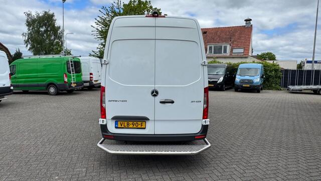 Mercedes-Benz SPRINTER 311 CDI 84KW 114PK L3H2 AUTOMAAT EURO 6 AIRCO/ NAVIGATIE/ CRUISE