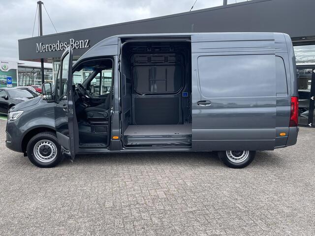 Mercedes-Benz SPRINTER PRO 315 L2H2 RWD AT | Grootbeeld navigatie | Achteruitrijcamera | Sprinter BPM-vrij kopen in 2025