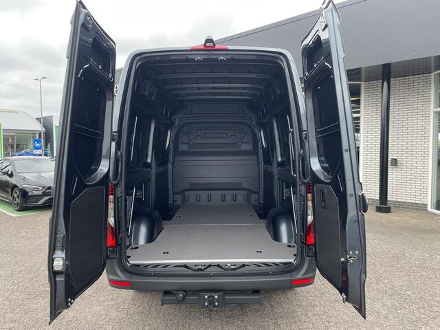 Mercedes-Benz SPRINTER PRO 315 L2H2 RWD AT | Grootbeeld navigatie | Achteruitrijcamera | Sprinter BPM-vrij kopen in 2025