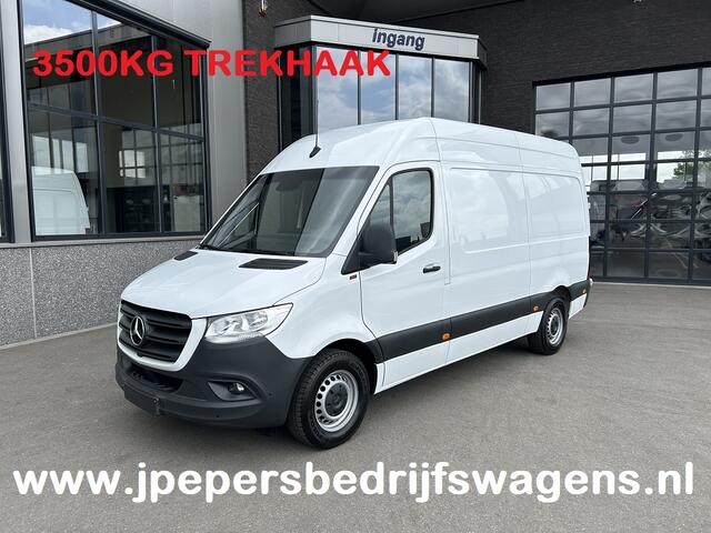 Mercedes-Benz SPRINTER 319 CDI L2 H2 3.0 V6 / 3500KG Trekhaak / 360 Camera / MBUX / Navigatie / Cruise control / Airco / 270 Graden achterdeuren