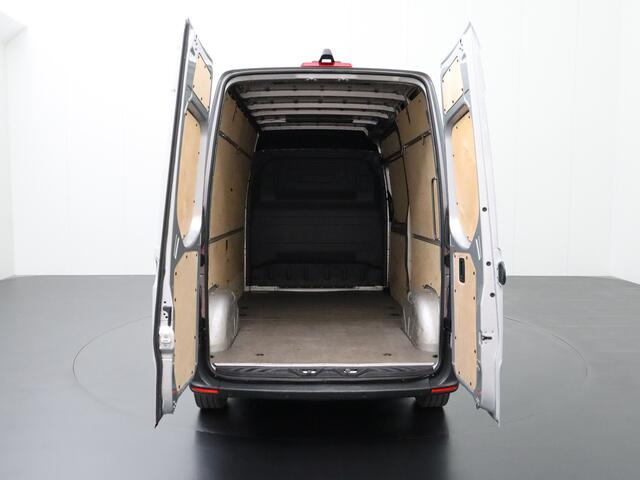 Mercedes-Benz SPRINTER 314CDI L2H2 | Touchscreen Mbux | Camera | Airco | Cruise | 3-Persoons | Betimmering