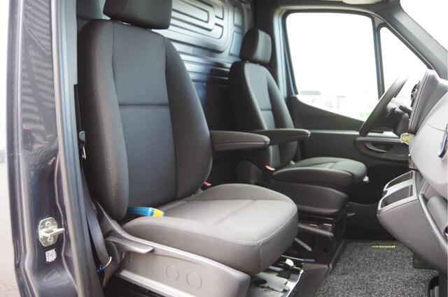 Mercedes-Benz SPRINTER 316 2.2 CDI L2H2 AUT, 2X SCHUIFDEUR, LAADKLEP! NAVI, CLIMA, DEALER ONDERHOUDEN
