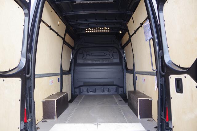 Mercedes-Benz SPRINTER 316 2.2 CDI L2H2 AUT, 2X SCHUIFDEUR, LAADKLEP! NAVI, CLIMA, DEALER ONDERHOUDEN