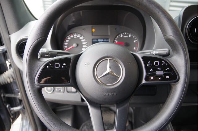 Mercedes-Benz SPRINTER 316 2.2 CDI L2H2 AUT, 2X SCHUIFDEUR, LAADKLEP! NAVI, CLIMA, DEALER ONDERHOUDEN