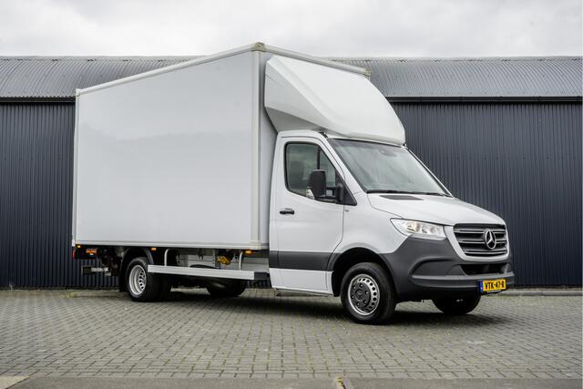 Mercedes-Benz SPRINTER 519 CDI | 3.0V6 | Bakwagen met laadklep (1000KG) | Automaat | 3.5T Trekgewicht | Luchtgeveerd | Climate | Cruise | Euro 6