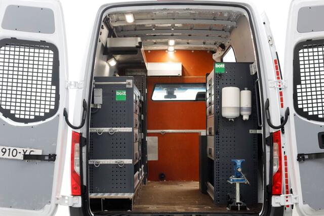 Mercedes-Benz SPRINTER 314 CDI 143pk 7G Automaat L2H2 Servicewagen/230V/Camera Trekhaak 2800kg 06-2019