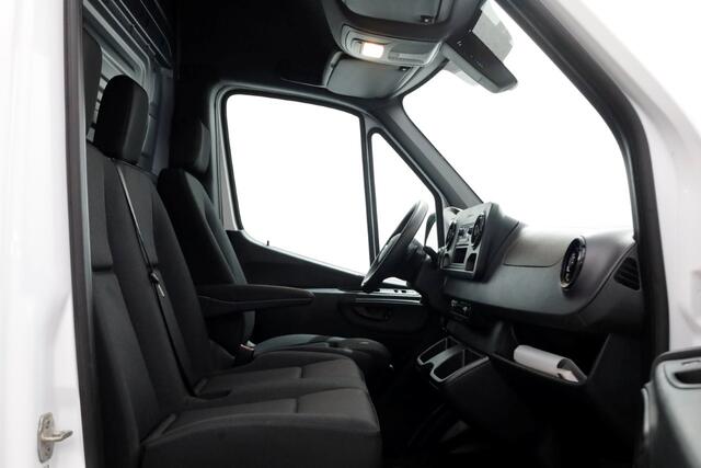 Mercedes-Benz SPRINTER 315 CDI 150pk L2H2 RWD 9G Automaat Airco/Trekhaak 3500kg 10-2021