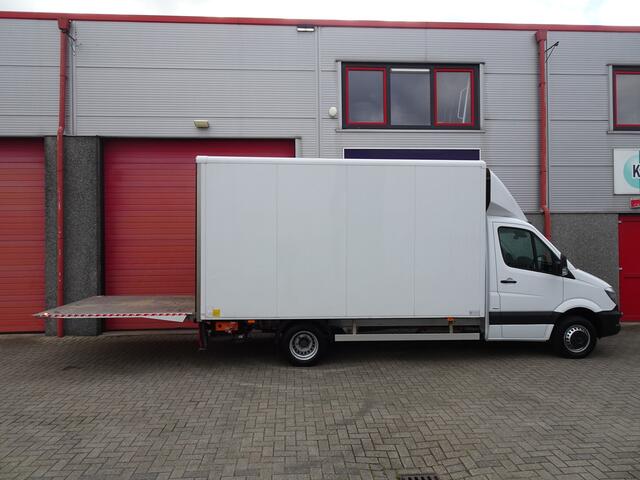 Mercedes-Benz SPRINTER 516 2.2 CDI 432L bakwagen met laadklep 3 zits