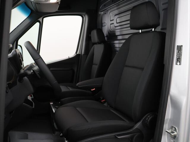 Mercedes-Benz SPRINTER 315 CDI L3H2 AUTOMAAT | Achteruitrijcamera | MBUX 7" | Dodehoekdetectie | Navigatie | Cruise Control | Climate Control |