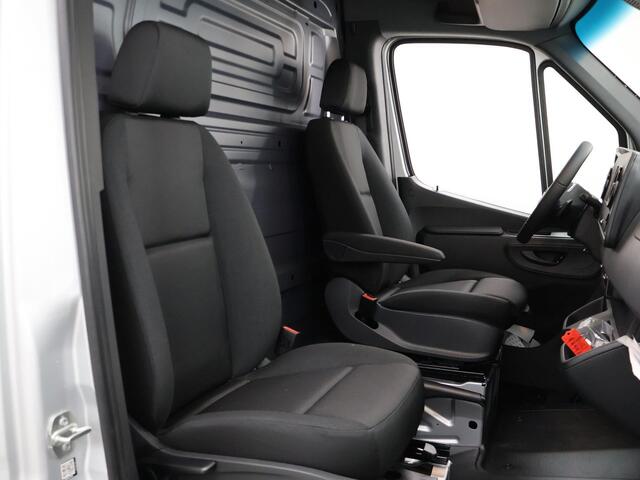 Mercedes-Benz SPRINTER 315 CDI L3H2 AUTOMAAT | Achteruitrijcamera | MBUX 7" | Dodehoekdetectie | Navigatie | Cruise Control | Climate Control |