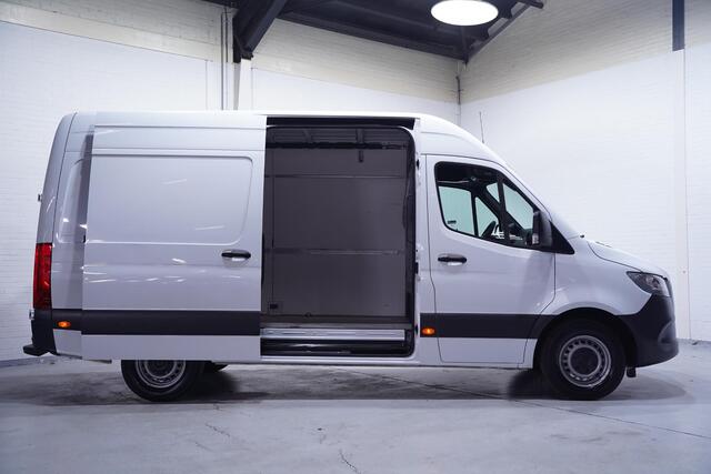 Mercedes-Benz SPRINTER 317 CDI 170 pk L2H2 Aut. Airco, Apple Carplay, Camera, Laadruimte Pakket, PDC V+A, 3-Zits