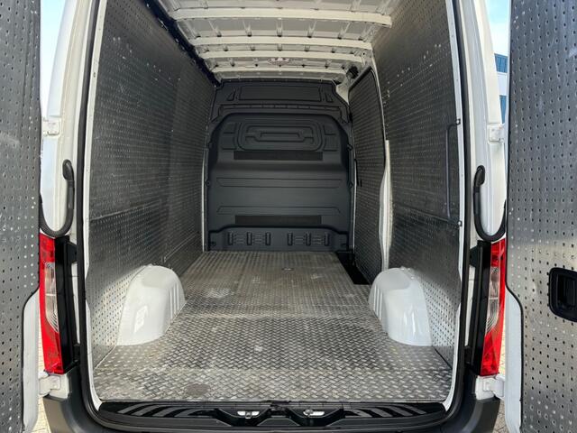 Mercedes-Benz SPRINTER 316 2.2 CDI L2H2 DC 163PK AUTOMAAT EURO AIRCO NAVI PDC-CAMERA