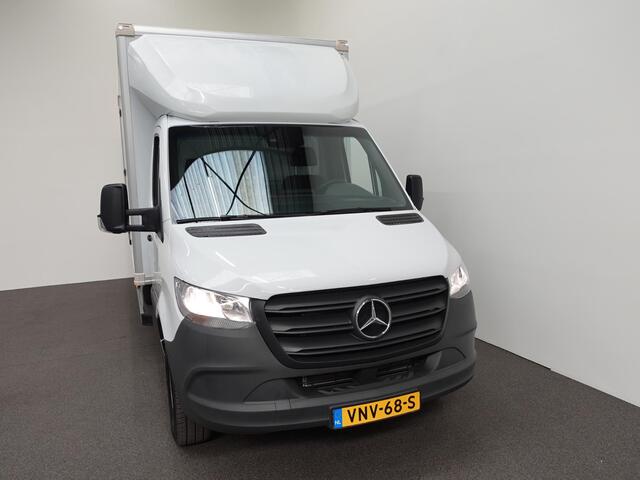 Mercedes-Benz SPRINTER 315 150pk Automaat Bakwagen Meubelbak Laadklep Navigatie Airco Cruise Control Comfort stoelen