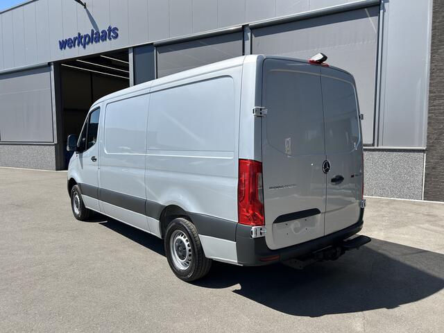 Mercedes-Benz SPRINTER 315 CDI L2 H1 RWD / Trekhaak / MBUX / Camera / Carplay navigatie / Airco / 270 Graden achterdeuren