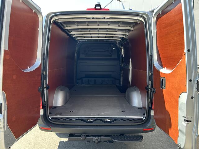 Mercedes-Benz SPRINTER 315 CDI L2 H1 RWD / Trekhaak / MBUX / Camera / Carplay navigatie / Airco / 270 Graden achterdeuren