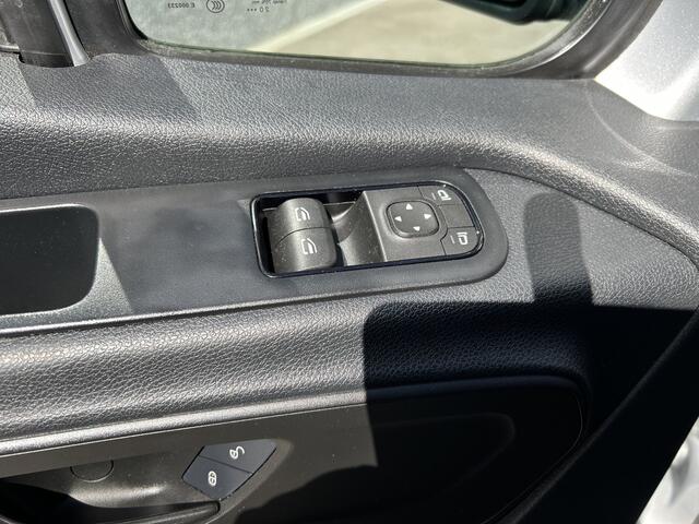 Mercedes-Benz SPRINTER 315 CDI L2 H1 RWD / Trekhaak / MBUX / Camera / Carplay navigatie / Airco / 270 Graden achterdeuren