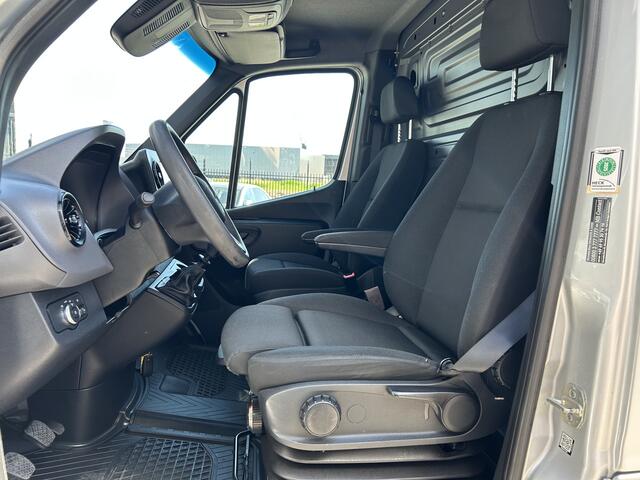 Mercedes-Benz SPRINTER 315 CDI L2 H1 RWD / Trekhaak / MBUX / Camera / Carplay navigatie / Airco / 270 Graden achterdeuren